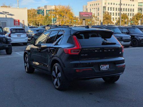 2023 Volvo XC40 Recharge Pure Electric Twin Plus