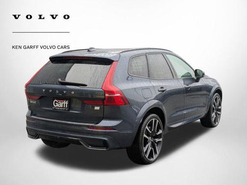 2024 Volvo XC60 Recharge Plug-In Hybrid T8 Ultimate Dark Theme