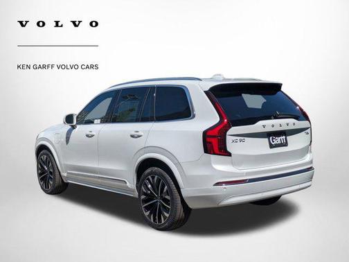 2025 Volvo XC90 Plug-In Hybrid T8 Core 7-Seater