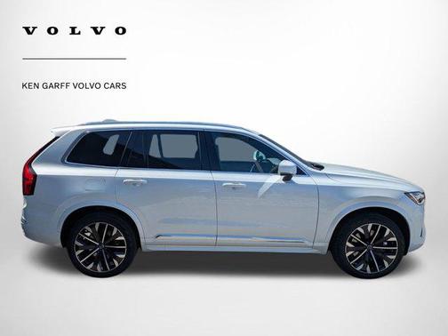 2025 Volvo XC90 Plug-In Hybrid T8 Core 7-Seater