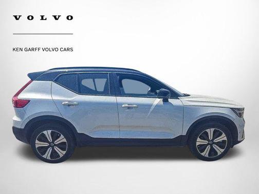 2023 Volvo XC40 Recharge Pure Electric Twin Plus