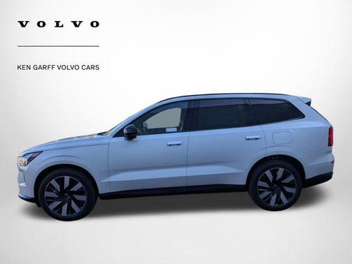 2025 Volvo EX90 Twin Motor Performance Plus 6-Seater