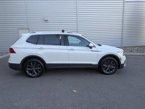 2023 Volkswagen Tiguan 2.0T SE 4MOTION