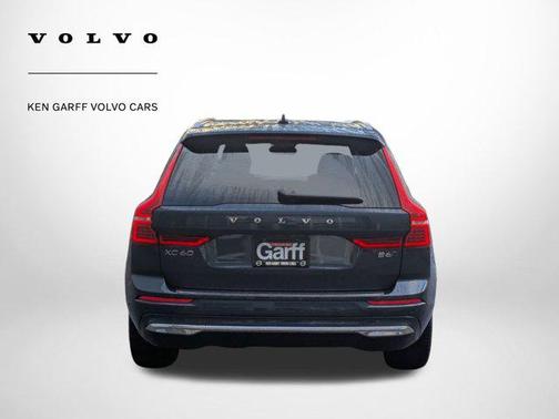2023 Volvo XC60 B6 Ultimate Bright Theme
