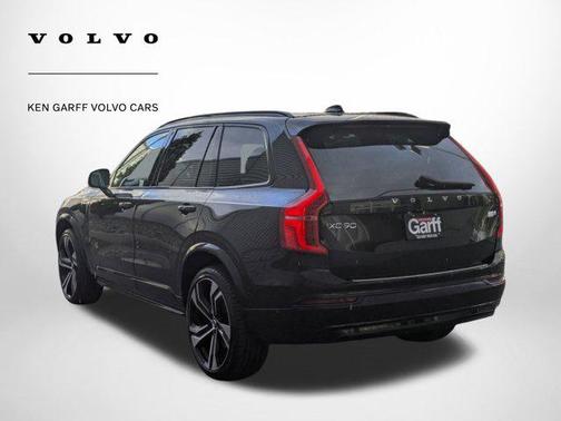 2022 Volvo XC90 Recharge Plug-In Hybrid T8 R-Design 7 Passenger