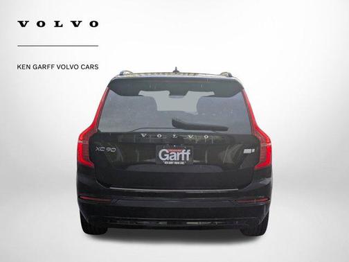 2022 Volvo XC90 Recharge Plug-In Hybrid T8 R-Design 7 Passenger