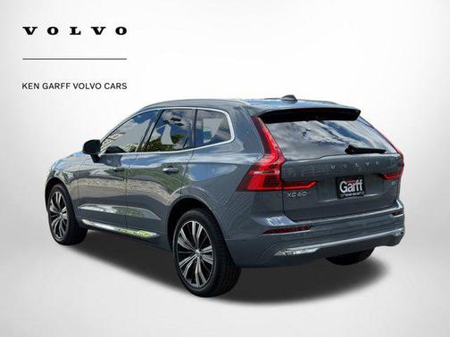 2022 Volvo XC60 B5 Inscription