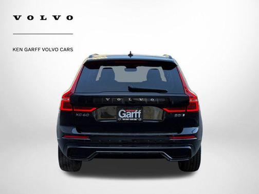 2023 Volvo XC60 B5 Plus Dark Theme