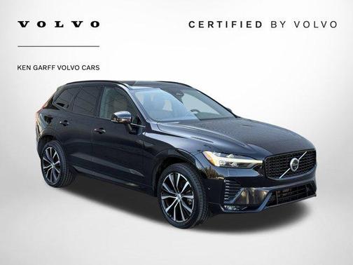 2023 Volvo XC60 B5 Plus Dark Theme