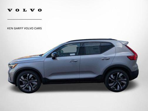 2026 Volvo XC40 B5 Ultra