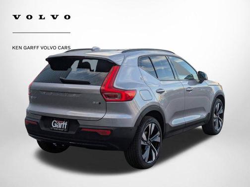 2026 Volvo XC40 B5 Ultra