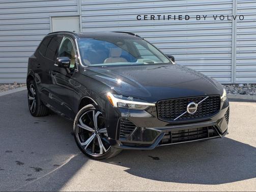 Onyx Black Metallic 2023 Volvo XC60 Recharge Plug-In Hybrid T8 Ultimate Dark Theme
