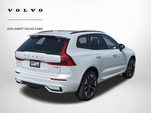 2026 Volvo XC60 B5 Plus