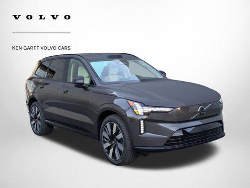 2025 Volvo EX90 Twin Motor Plus