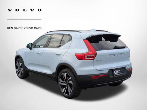 2026 Volvo XC40 B5 Ultra