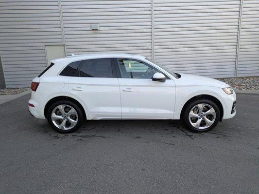 2021 Audi Q5 45 Prestige