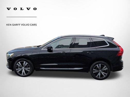 2023 Volvo XC60 Recharge Plug-In Hybrid T8 Plus Bright Theme