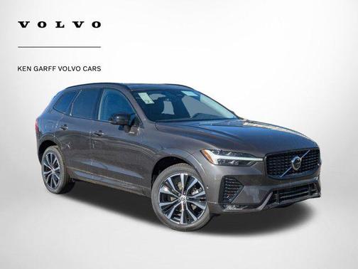 2025 Volvo XC60 B5 Plus