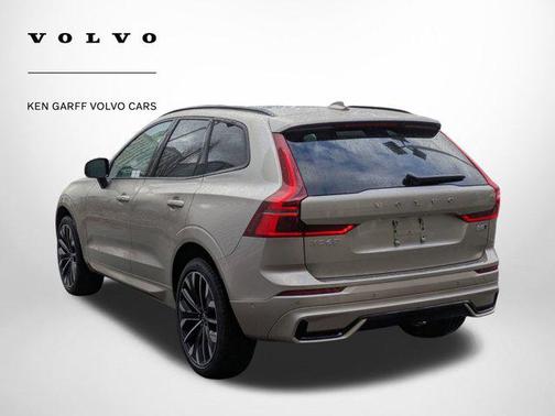 2026 Volvo XC60 B5 Ultra