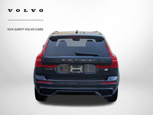 2024 Volvo XC60 Recharge Plug-In Hybrid T8 Plus Dark Theme