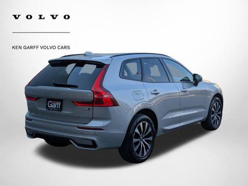 2025 Volvo XC60 Plus