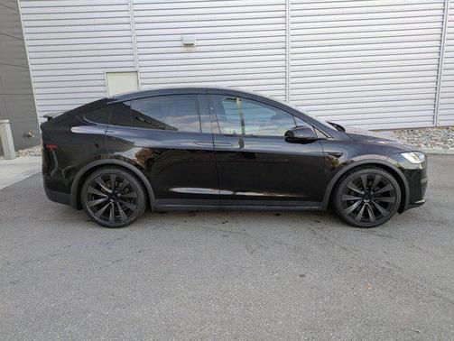 2022 Tesla Model X Dual Motor All-Wheel Drive