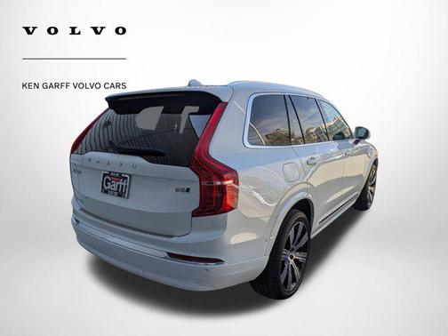 Crystal White Metallic 2023 Volvo XC90 B6 Ultimate 6-Seater
