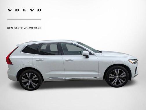 2022 Volvo XC60 Recharge Plug-In Hybrid T8 Inscription