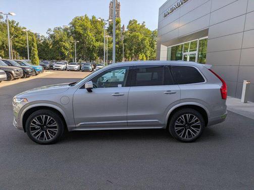 2023 Volvo XC90 Recharge Plug-In Hybrid T8 Plus Bright Theme 7-Seater