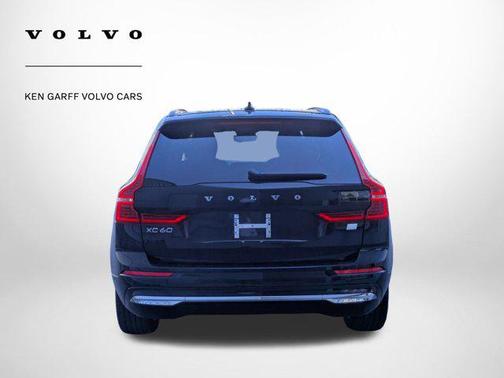Onyx Black Metallic 2023 Volvo XC60 Recharge Plug-In Hybrid T8 Ultimate Bright Theme