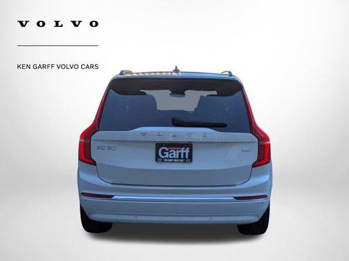 2023 Volvo XC90 Recharge Plug-In Hybrid T8 Plus Bright Theme 7-Seater