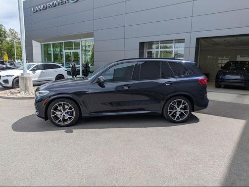 Carbon Black Metallic 2023 BMW X5 xDrive40i