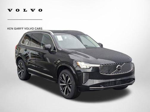 2025 Volvo XC90 B5 Core