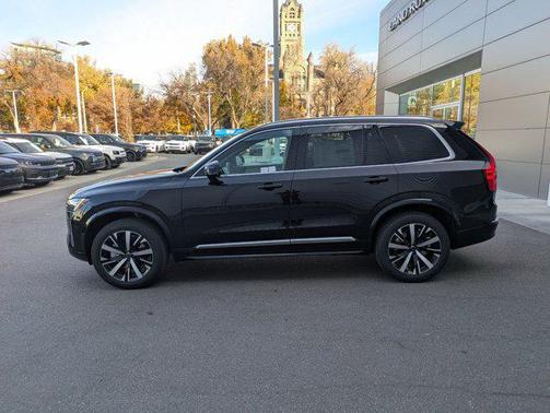 2026 Volvo XC90 B5 Core