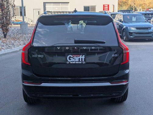 2026 Volvo XC90 B5 Core