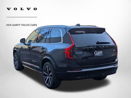 2026 Volvo XC90 B5 Core