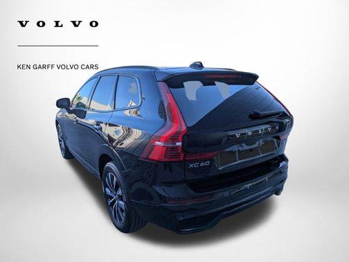 Onyx Black 2025 Volvo XC60 B5 Core