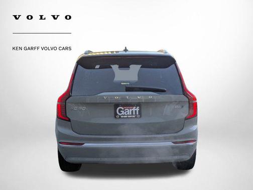 2026 Volvo XC90 B6 Plus 6-Seater