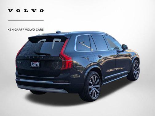 2022 Volvo XC90 T6 Inscription