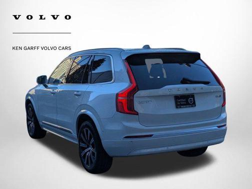 2025 Volvo XC90 B6 Plus 7-Seater