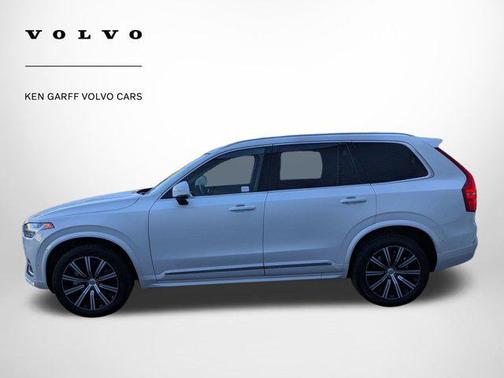 2025 Volvo XC90 B6 Plus 7-Seater