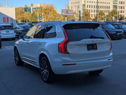 2025 Volvo XC90 B6 Plus 7-Seater