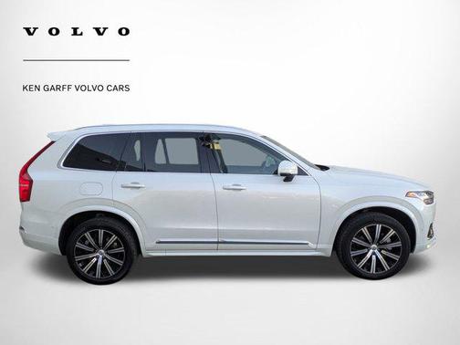 2025 Volvo XC90 B6 Plus 7-Seater