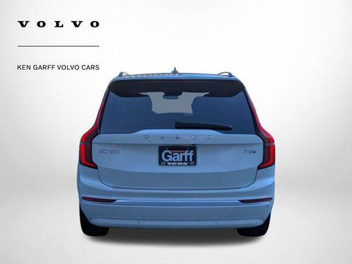 2025 Volvo XC90 Plug-In Hybrid T8 Ultra 7-Seater