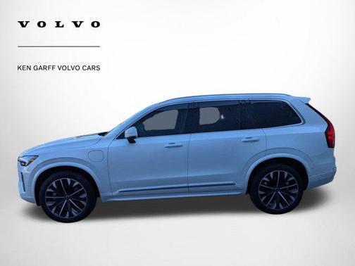 2025 Volvo XC90 Plug-In Hybrid T8 Ultra 7-Seater