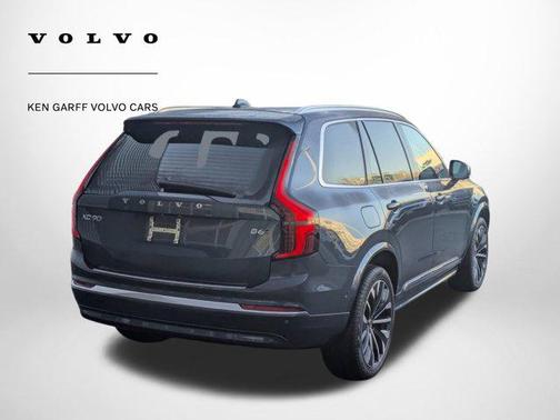 2026 Volvo XC90 B6 Plus 7-Seater