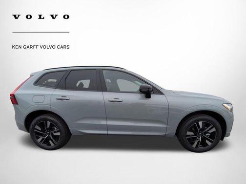 Vapour Grey Metallic 2026 Volvo XC60 B5 Core