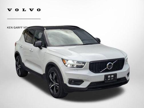 2020 Volvo XC40 T5 R-Design