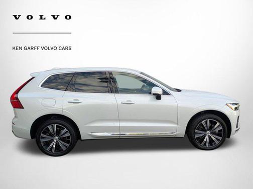 2022 Volvo XC60 Recharge Plug-In Hybrid T8 Inscription