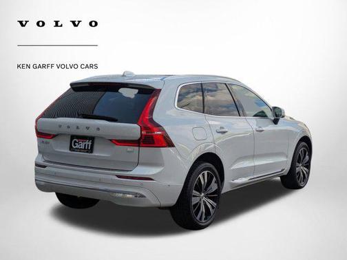 2022 Volvo XC60 Recharge Plug-In Hybrid T8 Inscription